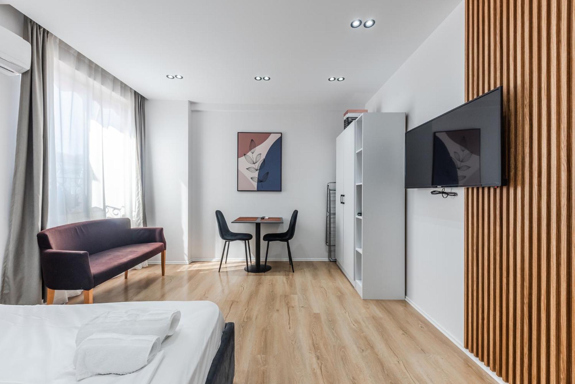 Atelier Apartments By Kondo Stays Tirana Exterior foto