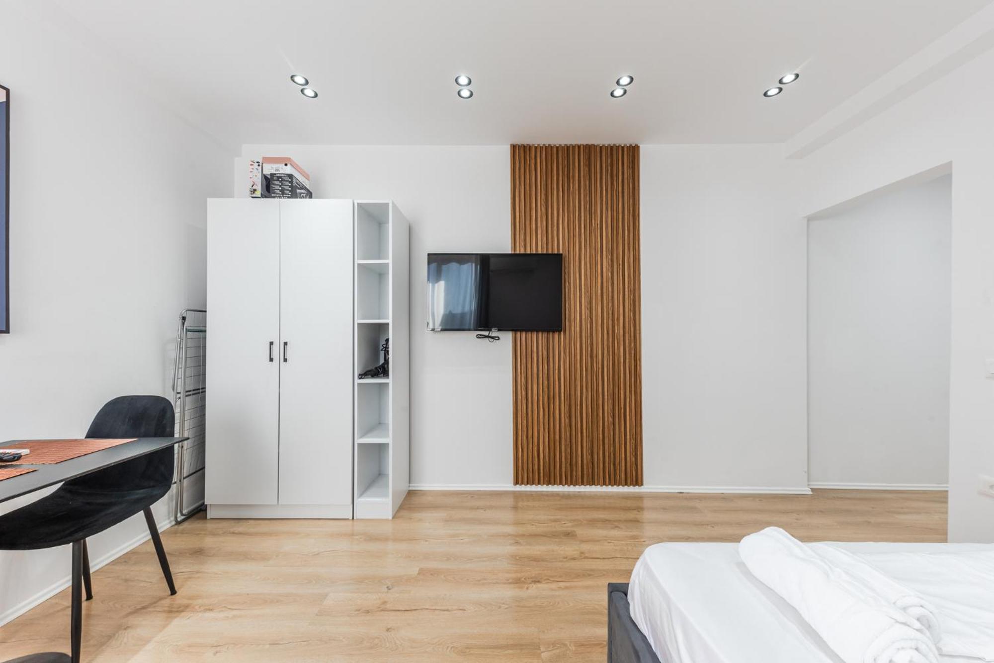 Atelier Apartments By Kondo Stays Tirana Exterior foto