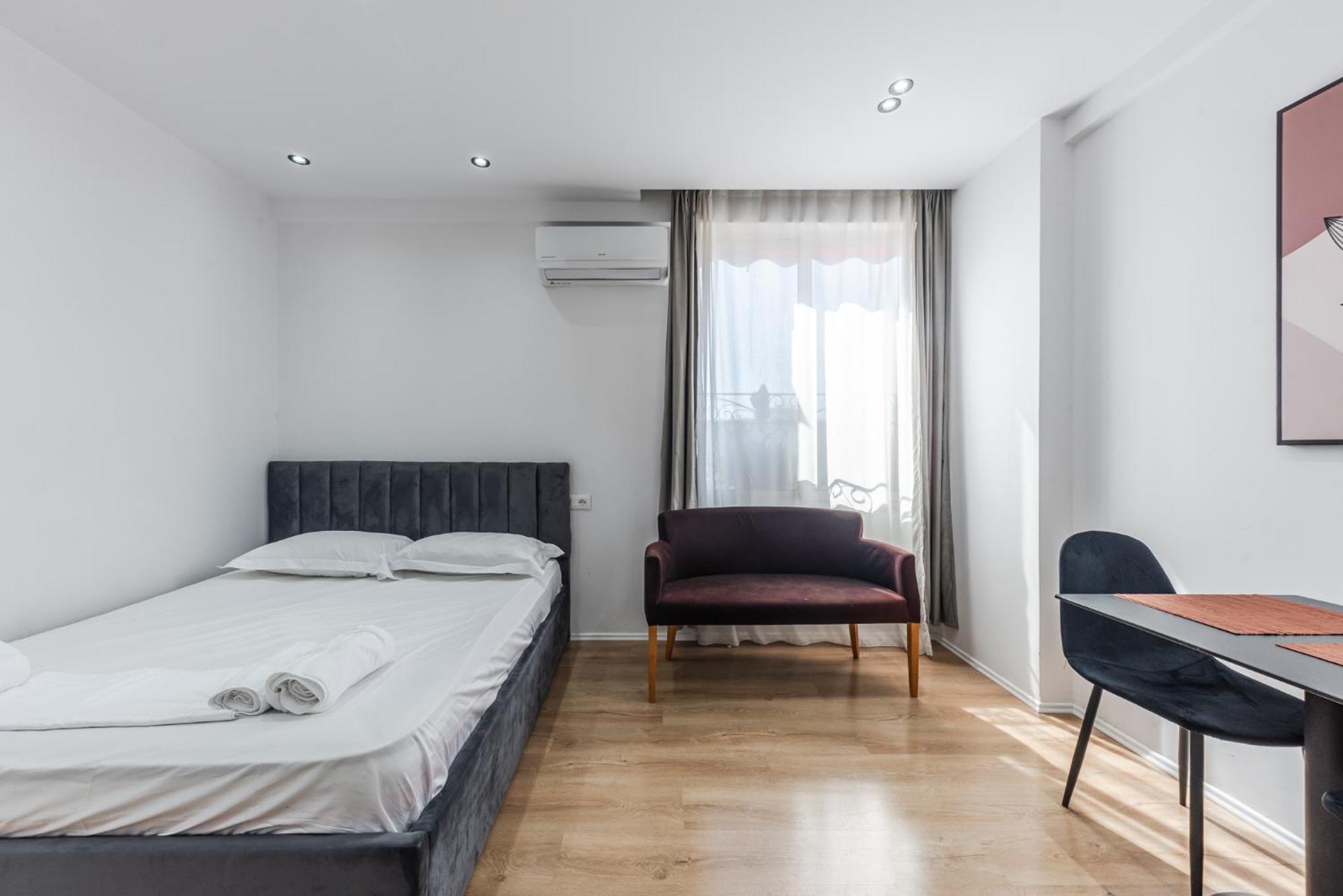 Atelier Apartments By Kondo Stays Tirana Exterior foto